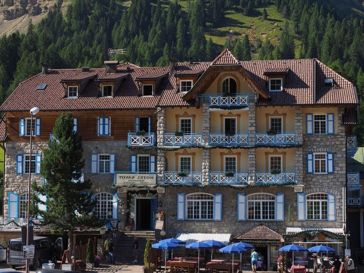 Guest choosing a service with the concierge